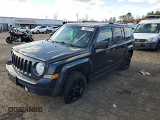 2015 Jeep Patriot Altitude z VIN 1C4NJRBB2FD348583, wystawiony jako Copart lot #50099155 z przebiegiem 174 720 mil mil oraz Czysty tytuł • Clean title. Historia ofert i sprzedaży dostępna na DreamBid. Obrazek 1.