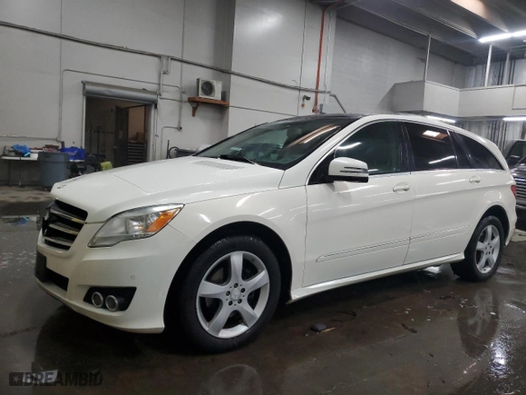 2011 Mercedes-Benz R-Class R 350 with VIN 4JGCB6FE8BA117749, listed as a Copart auction lot 45340435 with 132,215 mi miles and Salvage Title. Bid and sale history available at carsss.com. Image 1.