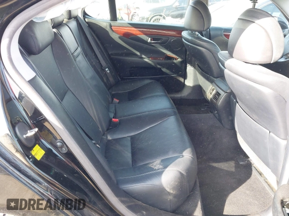 2008 Lexus LS 460 z VIN JTHBL46F285057509, wystawiony jako IAAI lot #41226492 z przebiegiem 132 616 mil mil oraz . Historia ofert i sprzedaży dostępna na DreamBid. Obrazek 8.