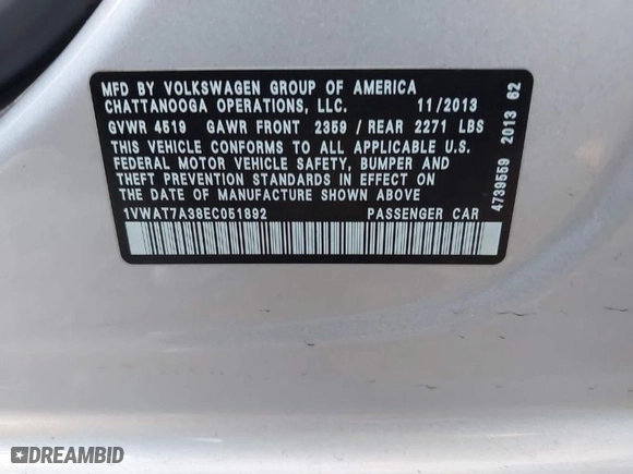2014 Volkswagen Passat Wolfsburg Ed with VIN 1VWAT7A38EC051892, listed as a IAAI auction lot 41523058 with 122,493 mi miles. Bid and sale history available at carsss.com. Image 9.
