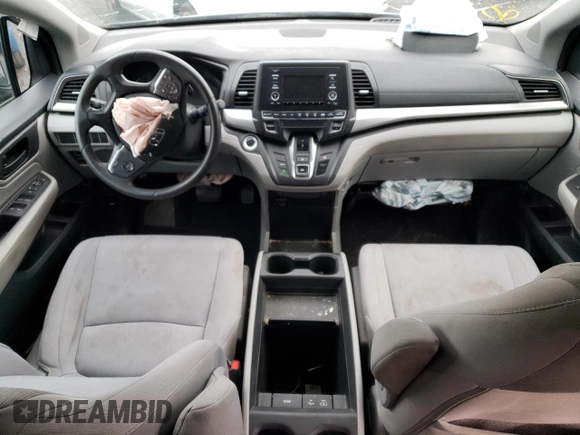 2018 Honda Odyssey LX with VIN 5FNRL6H27JB043695, listed as a Copart auction lot 83635584 with 83,604 mi miles and Salvage Title. Bid and sale history available at carsss.com. Image 8.