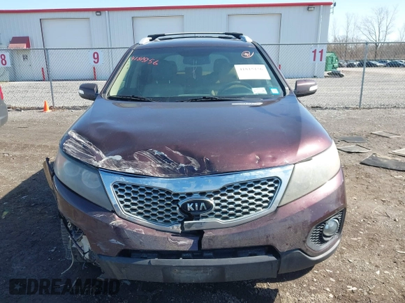 2012 Kia Sorento LX with VIN 5XYKTCA63CG222759, listed as a IAAI auction lot 41815156 with 191,502 mi miles. Bid and sale history available at carsss.com. Image 12.