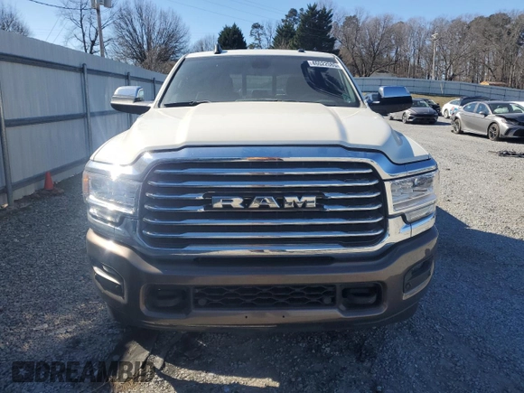 2022 Ram 2500 Longhorn z VIN 3C6UR5GL6NG131450, wystawiony jako Copart lot #46022085 z przebiegiem 63 301 mil mil oraz Szkoda całkowita • Salvage title. Historia ofert i sprzedaży dostępna na DreamBid. Obrazek 5.