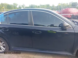 2014 Subaru Legacy 2.5i z VIN 4S3BMBA63E3027520, wystawiony jako IAAI lot #42358893 z przebiegiem 115 209 mil mil oraz . Historia ofert i sprzedaży dostępna na DreamBid. Obrazek 13.