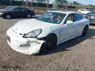 2010 Porsche Panamera S with VIN WP0AB2A79AL063975, listed as a IAAI auction lot 42093122 with 114,908 mi miles. Bid and sale history available at carsss.com. Image 18.