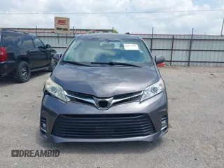 2015 Toyota Sienna XLE with VIN 5TDYK3DCXFS688971, listed as a IAAI auction lot 42127912 with 143,024 mi miles. Bid and sale history available at carsss.com. Image 12.