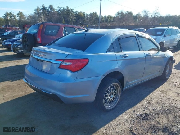 2014 Chrysler 200 LX with VIN 1C3CCBAB4EN146691, listed as a IAAI auction lot 41884532 with NaN miles. Bid and sale history available at carsss.com. Image 4.