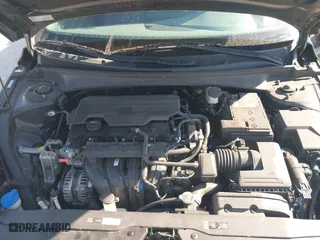2021 Hyundai Elantra SE with VIN KMHLL4AG1MU123565, listed as a IAAI auction lot 41807345 with 57,240 mi miles. Bid and sale history available at carsss.com. Image 10.