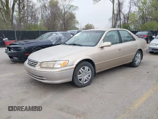 2001 Toyota Camry CE with VIN JT2BG22K410548804, listed as a IAAI auction lot 41820737 with 271,855 mi miles and . Bid and sale history available at DreamBid. Image 2.