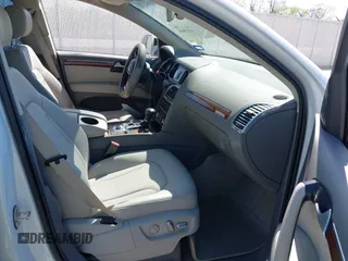 2014 Audi Q7 3.0T Premium Plus with VIN WA1LGAFE9ED020288, listed as a IAAI auction lot 41870658 with 108,816 mi miles. Bid and sale history available at carsss.com. Image 5.