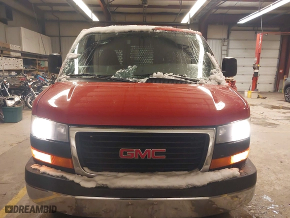 2009 GMC Savana Cargo Van with VIN 1GTGG25C191103217, listed as a IAAI auction lot 41363489 with 262,704 mi miles. Bid and sale history available at carsss.com. Image 12.