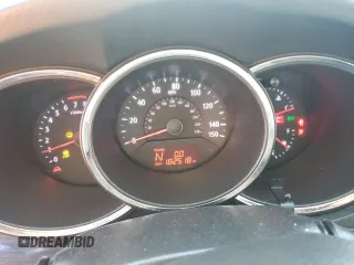 2012 Kia Sorento LX z VIN 5XYKT3A63CG240906, wystawiony jako Copart lot #52706915 z przebiegiem 182 518 mil mil oraz Szkoda całkowita • Salvage title. Historia ofert i sprzedaży dostępna na DreamBid. Obrazek 9.
