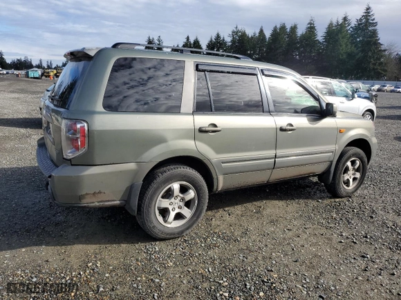 2008 Honda Pilot EX-L with VIN 5FNYF18728B028615, listed as a Copart auction lot 50130705 with 209,817 mi miles and Salvage Title. Bid and sale history available at carsss.com. Image 3.