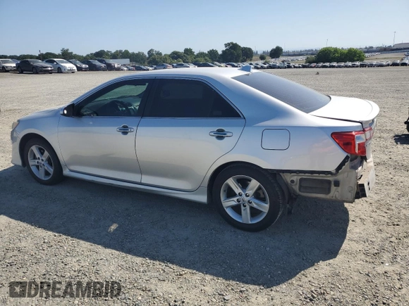 2014 Toyota Camry L with VIN 4T1BF1FK6EU795198, listed as a Copart auction lot 55472475 with 197,996 mi miles and Salvage Title. Bid and sale history available at DreamBid. Image 2.