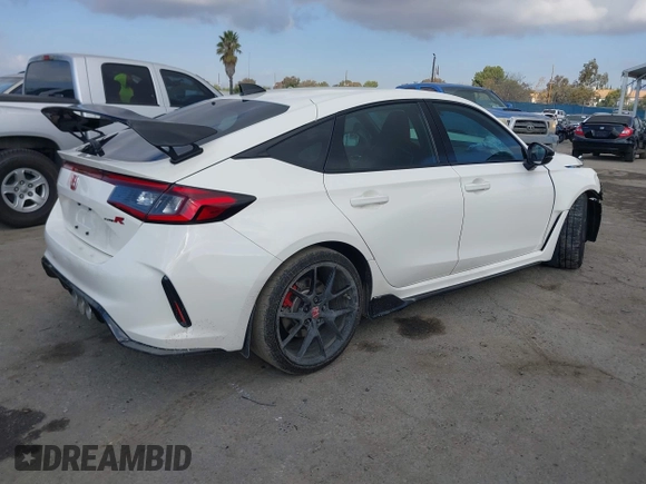 2024 Honda Civic Type R z VIN JHMFL5G42RX003041, wystawiony jako IAAI lot #41548644 z przebiegiem 7 395 mil mil oraz . Historia ofert i sprzedaży dostępna na DreamBid. Obrazek 4.