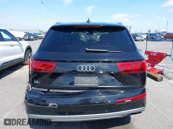 2019 Audi Q7 Premium Plus с VIN WA1LHAF78KD025573, выставлен на аукционе IAAI как лот 42173645 с пробегом 45 809 миль миль и . История ставок и продаж доступна на DreamBid. Изображение 16.