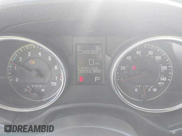 2011 Jeep Grand Cherokee Laredo z VIN 1J4RR4GGXBC571823, wystawiony jako IAAI lot #42093768 z przebiegiem 153 978 mil mil oraz . Historia ofert i sprzedaży dostępna na DreamBid. Obrazek 7.