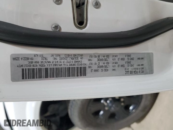 2018 Ram 2500 Laramie with VIN 3C6UR5NJ1JG342051, listed as a Copart auction lot 43934255 with 82,000 mi miles and Salvage title. Bid and sale history available at DreamBid. Image 12.