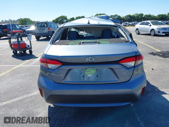 2021 Toyota Corolla LE with VIN JTDEPMAE6MJ118797, listed as a IAAI auction lot 41698276 with 52,673 mi miles. Bid and sale history available at carsss.com. Image 17.