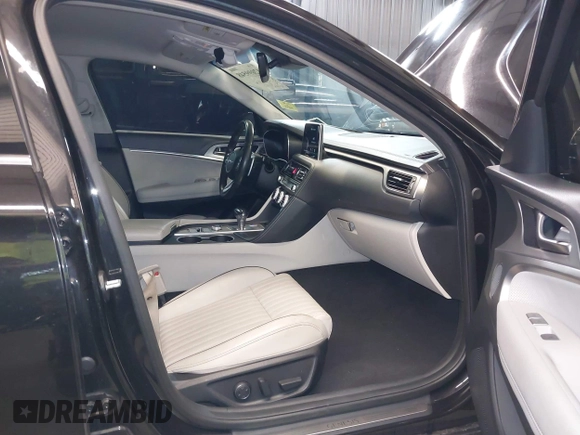 2019 Genesis G70 Advanced with VIN KMTG54LE6KU037582, listed as a IAAI auction lot 42099548 with 63,044 mi miles and . Bid and sale history available at DreamBid. Image 5.
