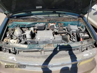 2000 Chevrolet Astro with VIN 1GNEL19W7YB178585, listed as a Copart auction lot 72480374 with 135,773 mi miles and Clean Title. Bid and sale history available at carsss.com. Image 12.