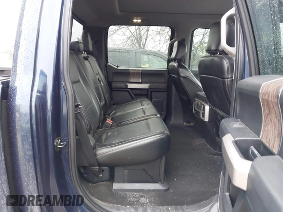 2018 Ford Super Duty F-250 SRW XL with VIN 1FT7W2BT5JEB05993, listed as a IAAI auction lot 41669673 with 130,623 mi miles. Bid and sale history available at carsss.com. Image 8.