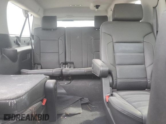 2019 GMC Yukon XL Denali with VIN 1GKS1HKJ3KR251642, listed as a Copart auction lot 76199674 with 0 mi miles and Salvage Title. Bid and sale history available at carsss.com. Image 10.