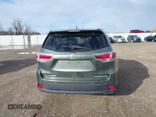 2015 Toyota Highlander Limited z VIN 5TDDKRFH4FS182238, wystawiony jako IAAI lot #42148619 z przebiegiem 136 788 mil mil oraz . Historia ofert i sprzedaży dostępna na DreamBid. Obrazek 17.