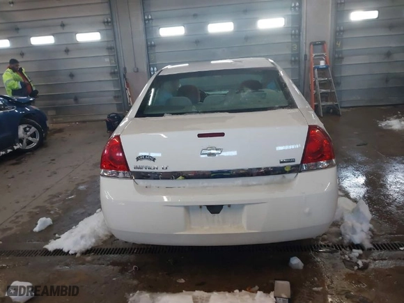2009 Chevrolet Impala 3.5L LT with VIN 2G1WT57K591310662, listed as a IAAI auction lot 41613818 with NaN miles. Bid and sale history available at carsss.com. Image 16.