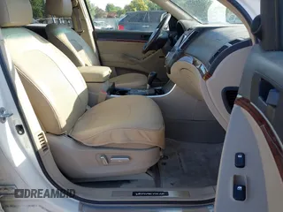 2008 Hyundai Veracruz GLS with VIN KM8NU13C68U029864, listed as a IAAI auction lot 42595094 with 219,131 mi miles and . Bid and sale history available at DreamBid. Image 5.