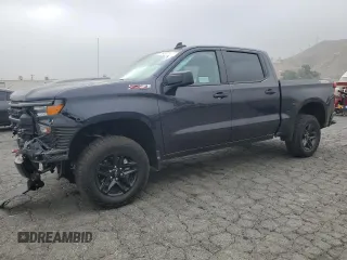 2024 Chevrolet Silverado 1500 Custom Trail Boss with VIN 3GCPDCEK6RG301024, listed as a Copart auction lot 76418164 with 5,684 mi miles and Salvage Title. Bid and sale history available at carsss.com. Image 1.