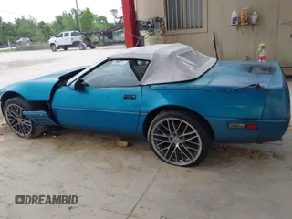1993 Chevrolet Corvette with VIN 1G1YY33P2P5105165, listed as a IAAI auction lot 42410809 with Not provided miles and . Bid and sale history available at DreamBid. Image 13.