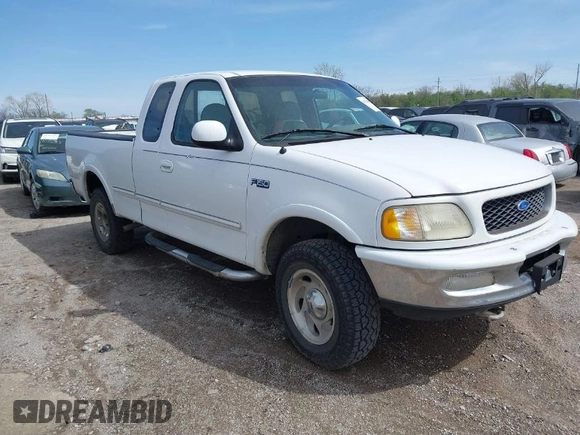 1997 Ford F-150 XL with VIN 1FTEX18L3VKB96680, listed as a IAAI auction lot 41928286 with 171,295 mi miles. Bid and sale history available at carsss.com. Image 1.