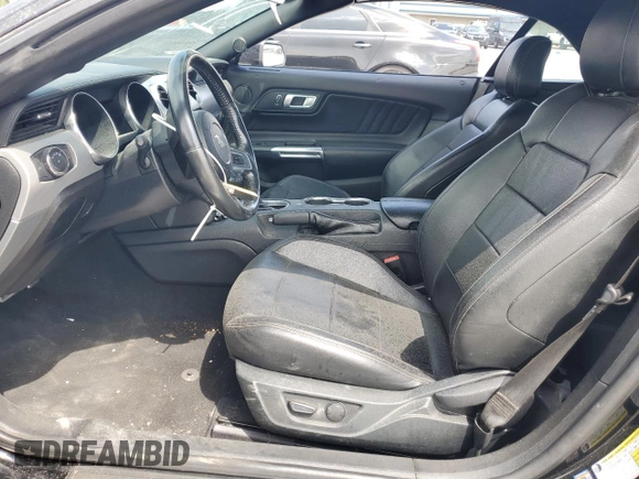 2022 Ford Mustang EcoBoost z VIN 1FATP8UH8N5118871, wystawiony jako Copart lot #62745435 z przebiegiem 79 120 mil mil oraz Szkoda całkowita • Salvage title. Historia ofert i sprzedaży dostępna na DreamBid. Obrazek 7.