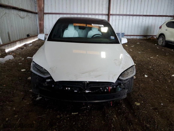 2016 Tesla Model X 70D with VIN 5YJXCBE2XGF030274, listed as a Copart auction lot 42043623 with 36647 miles. Bid and sale history available at carsss.com. Image 5.