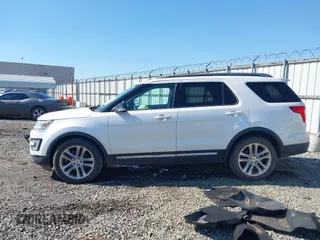 2017 Ford Explorer XLT z VIN 1FM5K7D81HGD96172, wystawiony jako IAAI lot #41620454 z przebiegiem 122 937 mil mil oraz . Historia ofert i sprzedaży dostępna na DreamBid. Obrazek 14.