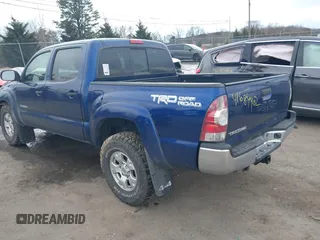 2014 Toyota Tacoma with VIN 3TMLU4EN0EM147243, listed as a IAAI auction lot 41684902 with 308,167 mi miles. Bid and sale history available at carsss.com. Image 3.