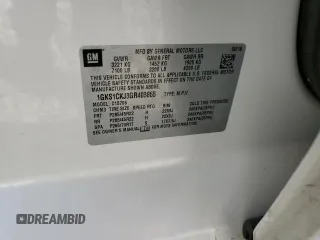 2016 GMC Yukon Denali with VIN 1GKS1CKJ3GR403865, listed as a Copart auction lot 68534264 with 129,655 mi miles and Salvage Title. Bid and sale history available at carsss.com. Image 14.