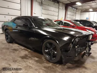 2013 Dodge Challenger SXT with VIN 2C3CDYAG2DH663247, listed as a IAAI auction lot 41908657 with 172,316 mi miles. Bid and sale history available at carsss.com. Image 1.