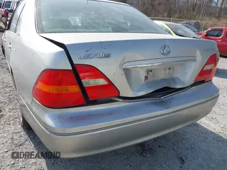 2002 Lexus LS 430 with VIN JTHBN30F320091170, listed as a IAAI auction lot 41816208 with Not Provided miles and . Bid and sale history available at carsss.com. Image 15.