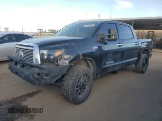 2013 Toyota Tundra Limited z VIN 5TFHY5F17DX273782, wystawiony jako Copart lot #84766964 z przebiegiem 197 489 mil mil oraz Szkoda całkowita • Salvage title. Historia ofert i sprzedaży dostępna na DreamBid. Obrazek 1.