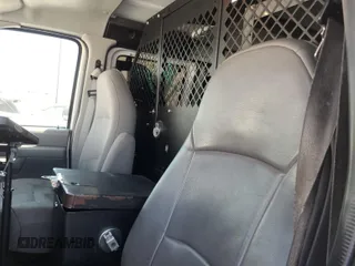2007 Ford Econoline Cargo Commercial with VIN 1FTNE24L27DA70867, listed as a IAAI auction lot 42679230 with 173,909 mi miles and . Bid and sale history available at DreamBid. Image 15.