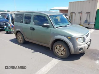 2005 Honda Element LX with VIN 5J6YH18385L012963, listed as a IAAI auction lot 42025122 with Not Provided miles and . Bid and sale history available at DreamBid. Image 1.