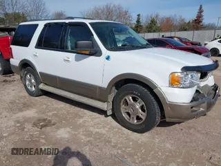 2004 Ford Expedition Eddie Bauer with VIN 1FMFU18L94LA92714, listed as a IAAI auction lot 41920008 with 209,774 mi miles. Bid and sale history available at carsss.com. Image 1.