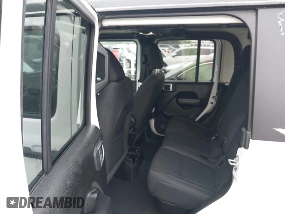 2021 Jeep Gladiator Willys with VIN 1C6HJTAG1ML575474, listed as a IAAI auction lot 41439898 with 44,335 mi miles and . Bid and sale history available at DreamBid. Image 8.