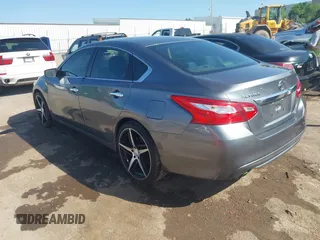 2016 Nissan Altima SL with VIN 1N4AL3AP0GC249504, listed as a IAAI auction lot 42092720 with 158,079 mi miles and . Bid and sale history available at carsss.com. Image 3.