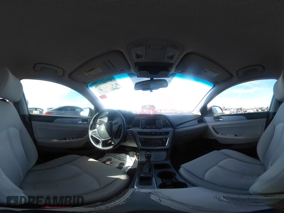2016 Hyundai Sonata Hybrid SE with VIN KMHE24L18GA038247, listed as a IAAI auction lot 41603106 with 208,891 mi miles. Bid and sale history available at carsss.com. Image 18.