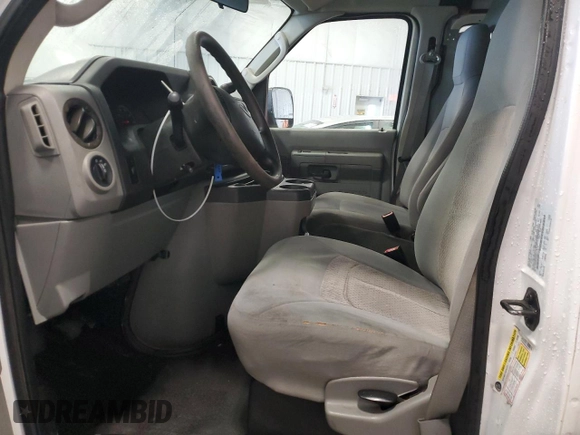 2010 Ford Econoline Cargo Commercial with VIN 1FTNE2EW0ADA26771, listed as a Copart auction lot 86178584 with 221,493 mi miles and Non repairable. Bid and sale history available at DreamBid. Image 7.