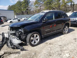2011 Jeep Compass with VIN 1J4NT1FB9BD151596, listed as a Copart auction lot 45665775 with 215,511 mi miles and Salvage Title. Bid and sale history available at carsss.com. Image 1.