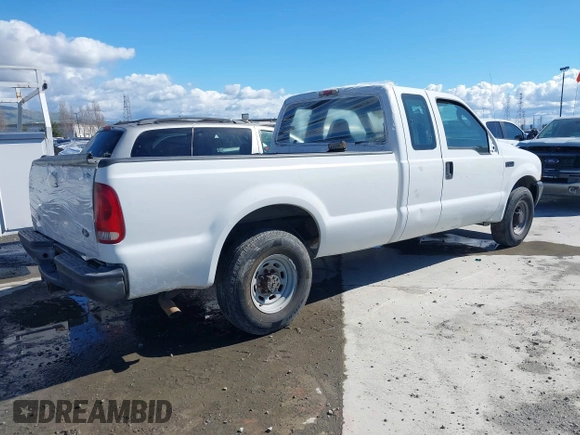 2004 Ford Super Duty F-250 XL with VIN 1FTNX20L94ED90595, listed as a IAAI auction lot 41524660 with 1 mi miles. Bid and sale history available at carsss.com. Image 4.